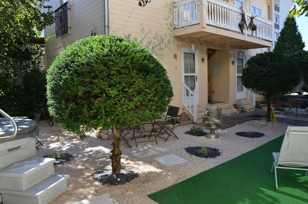 Logis Hotel La Villa Boucicaut 샬롱쉬르송 외부 사진