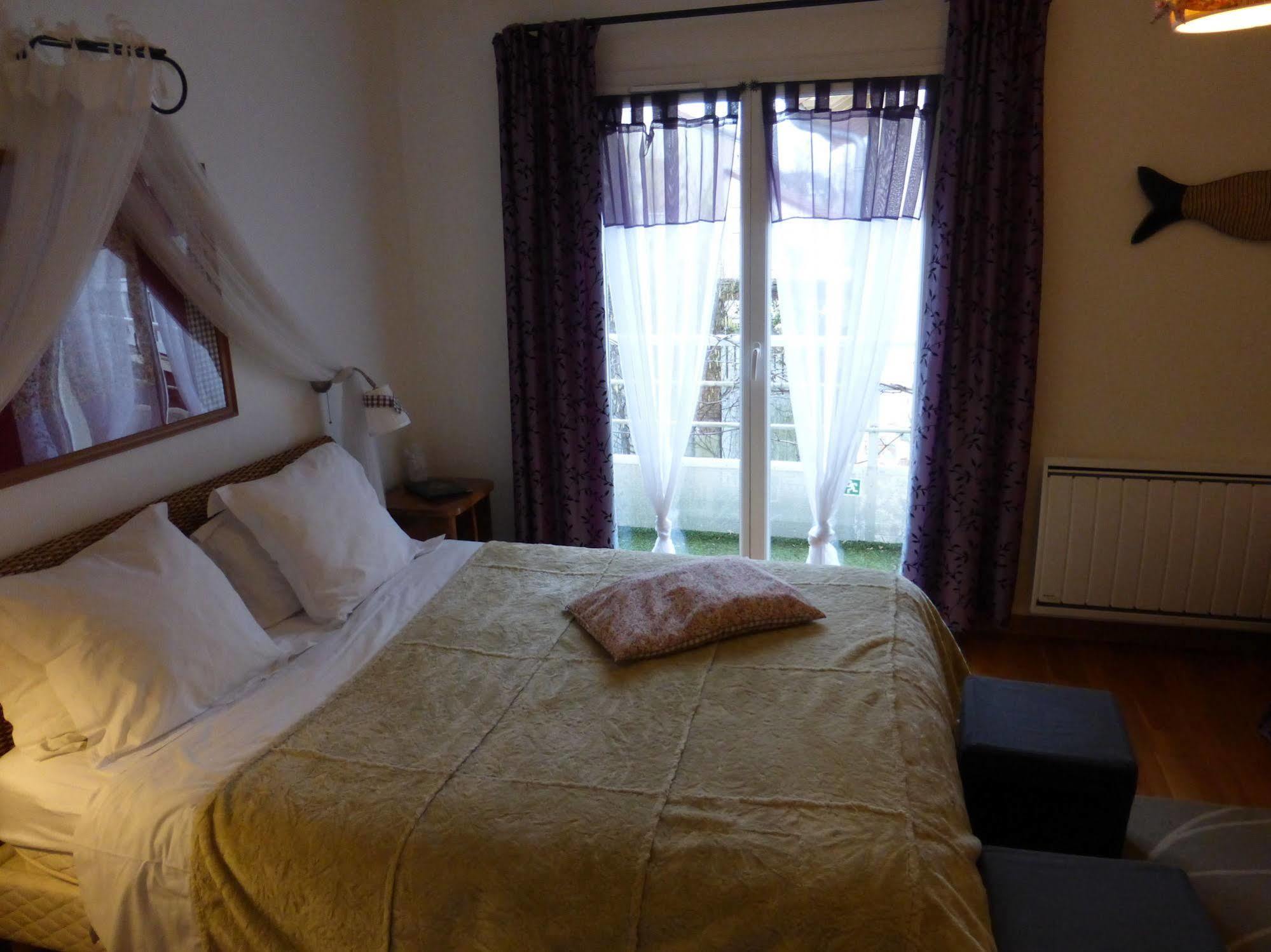 Logis Hotel La Villa Boucicaut 샬롱쉬르송 외부 사진